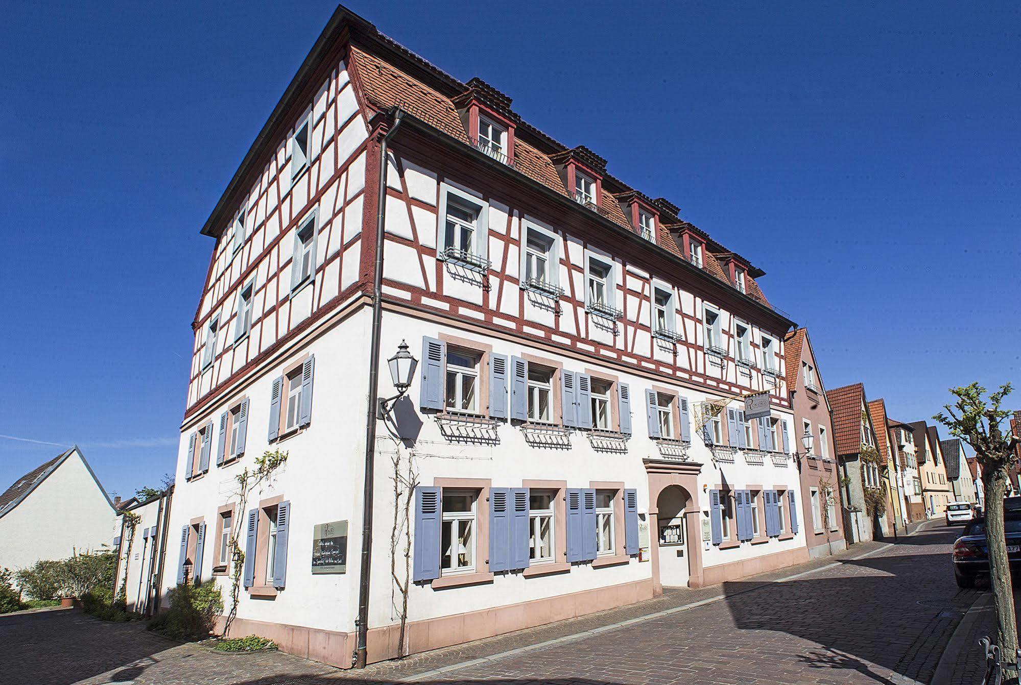 Hotel Weisses Lamm Veitshochheim Exterior photo